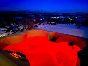 Pointe of Blessing with hot tub and canyon views - Image 5