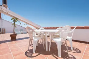 Penthouse with Two Terraces, Sea & Mountain Views - Image 3