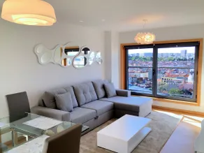 Superior Rentals - Riverside Apartment - Image 3