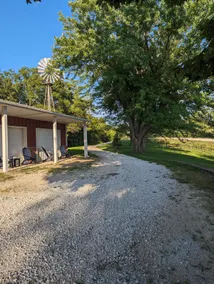 Relaxing Country Escape - Image 2