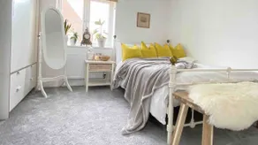 Bicester Homestay Entire Home 10min walk to Bicester Village 650m - Image 5