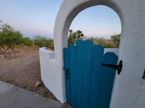 Charming home with stunning views! - Image 2