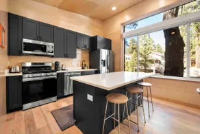 Modern Flagstaff Wood Cabin Home Forest Views - Image 5