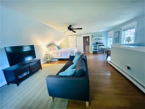 Charming Barnstable Village Suite Close To Beach - Image 2