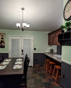 Duplex House: 6 BR, 2 kitchens, Groups, Desks, BBQ - Image 4
