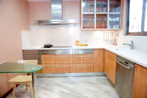 Spectacular modern duplex in the city center - Image 3