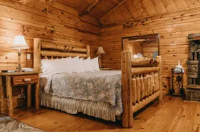 Valley Secret Cabin - Image 3