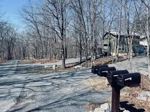 Peaceful Lewisburg Townhouse (within city limits) - Image 5