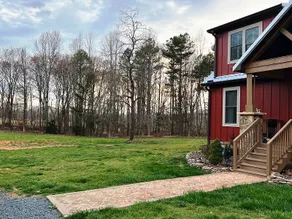 Pet Friendly Countryside Cottage Near NC Zoo - Image 3