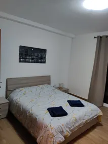Luxurious 2 bedroom apartment with country view - Image 4