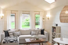 Beautiful Rolling Bay Cabin on Bainbridge Island. - Image 5