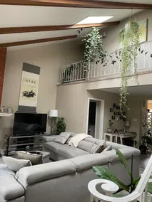 Convenient location and clean home - Image 5
