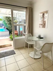 Hermanus Pool Side Studio - Image 3
