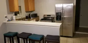 Private Guesthouse Close to Downtown, Deep Ellum. - Image 3