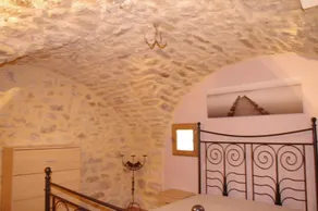 Village House near UZES - Image 5