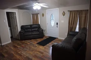 Beautiful house close to magnolia - Image 2
