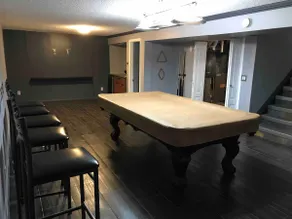 Spacious 4BR Home Near U of S, Pool Table Big Yard - Image 4