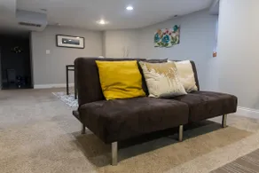 Cozy 2BR/1BA Garden Apartment Near Lincoln Square - Image 5