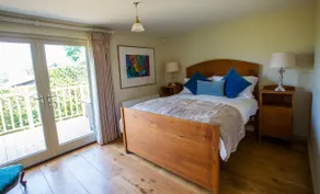 The Cottage at Lupton House, Froxfield Petersfield - Image 2