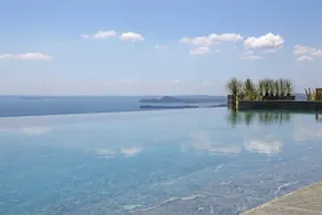 Le Selve Lake View Villas - Image 5