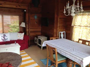 Camano Island Beach Cabin - Image 4