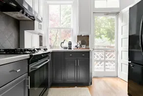 Contemporary Living in the Historic Fan District - Image 4