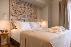 Express Apt. 104 - Image 3