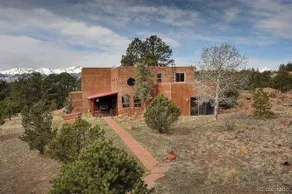 Cliff-side Home on 10+ Private Acres,Insane Views! - Image 4