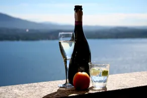 \"NIDO SUL LAGO\" eksklusive Attiko med fantastisk hav og panoramaudsigt - Image 5