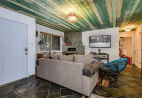 Enchanting 2 Bedroom Riverfront Retreat - Image 5