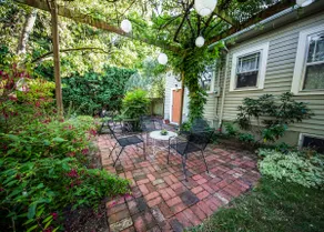 Hip & Cozy w/ Gorgeous Private Backyard - Image 3