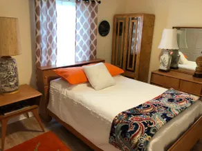 Modern, private cottage at Fairview Organic Farm - Image 3