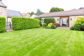 The Cottage at Farnham House - Image 2
