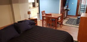 Garden Level Apartment in the Heart of KC! - Image 3