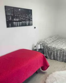 Two-room apartment with terrace - Image 3