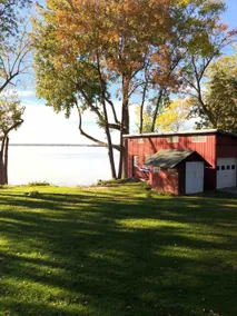 Lakeside Sunset Cottage & Hot tub - Image 4
