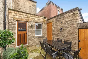 The Stunning Old Bank, Central Masham, Luxury - Image 4