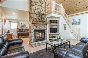 Delightful Cottage With Seasonal Pool/Hot Tub - Image 3