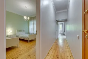 Central Apartment - Image 4