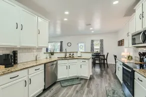 SA Gathering Place 4BR•Lackland BMT*Seaworld<4mi - Image 3