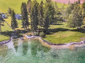 Private cabin by the lake - Image 2
