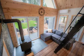 Chalet Le Bébé Falaise, waterfront! - Image 4