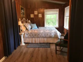 TLC: The Lake Cottage - Image 5