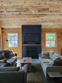Lakefront 4 bedroom cottage just west of Bancroft - Image 4