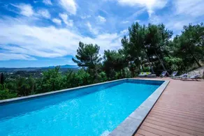 Independent Panoramic Studio with Pool - Le Tholonet - Image 3