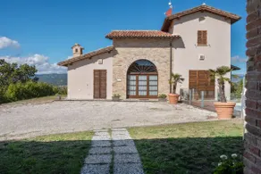 Authentic Marche Hideaway - Image 5
