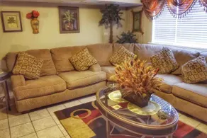 Comfy Apt Made For Professionals or Couples - Image 4