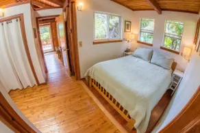 Hale Hubner Treehouse Cottage | Mins to Nat’l Park - Image 5