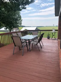 Comfortable 3 bedroom house loaded with charm. - Image 3