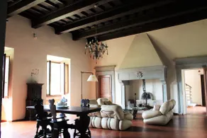 Villa Fiorale a 1400 Medici's Hunting House - Image 2